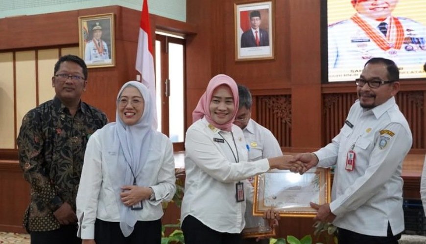 Kabupaten Banjar Borong Penghagaan Proklim 2023 dari KLHK