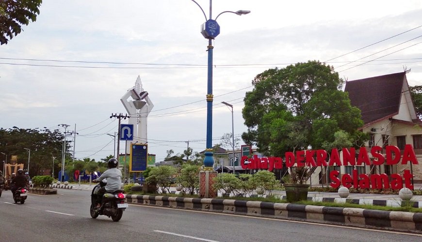 PUPRP Banjar Lanjutkan Pembangunan Pedestarian Jalan Koridor 4