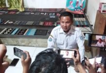Pemdes Teluk Selong Ulu Lakukan PBJ, Warga Mengaku Tak Tahu