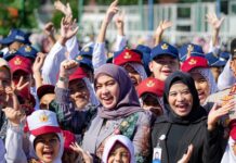 Hari Pertama MPLS, Wali Kota ELH Imbau Peran Aktif Ayah